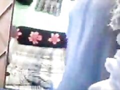 Mature pakistani pathan couple homemade sex, guy fucking his hijab wife quick sex in bedroom!.